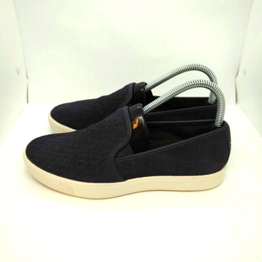 Under Armour DJ Suede Casual Slip On Shoes Womens Size 7.5 Purple Sneakers